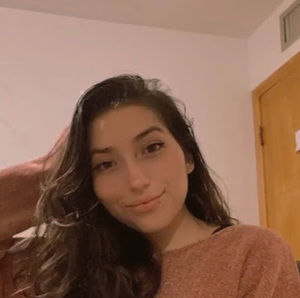 Meet your Posher, Monica